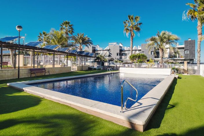 Image No.49-3 Bed Townhouse for sale