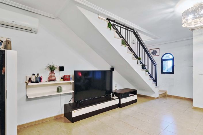 Image No.8-3 Bed Townhouse for sale