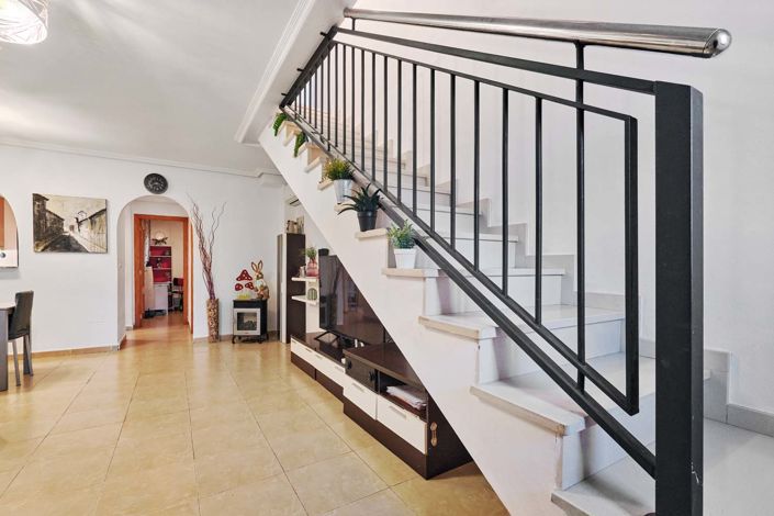 Image No.8-3 Bed Townhouse for sale