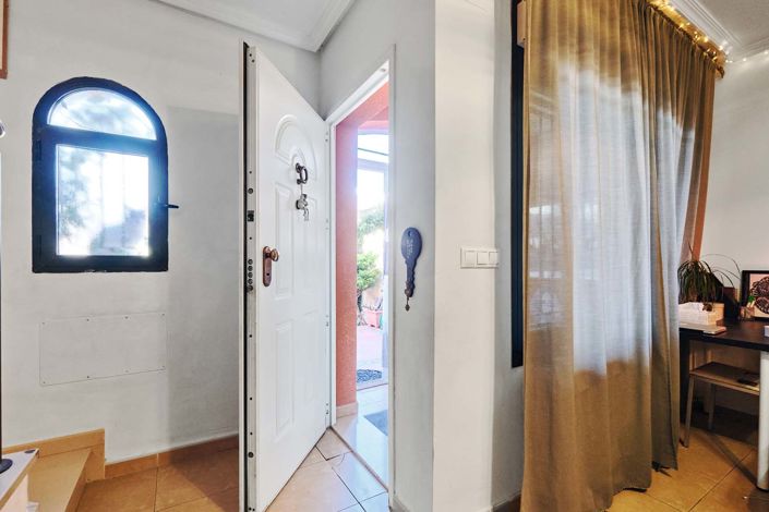Image No.3-3 Bed Townhouse for sale