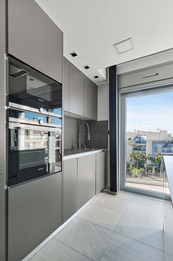 Image No.11-3 Bed Apartment for sale