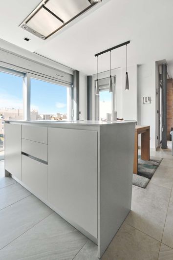 Image No.12-3 Bed Apartment for sale