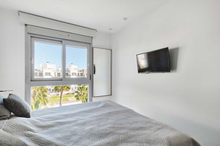 Image No.27-3 Bed Apartment for sale