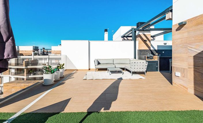 Image No.45-3 Bed Apartment for sale