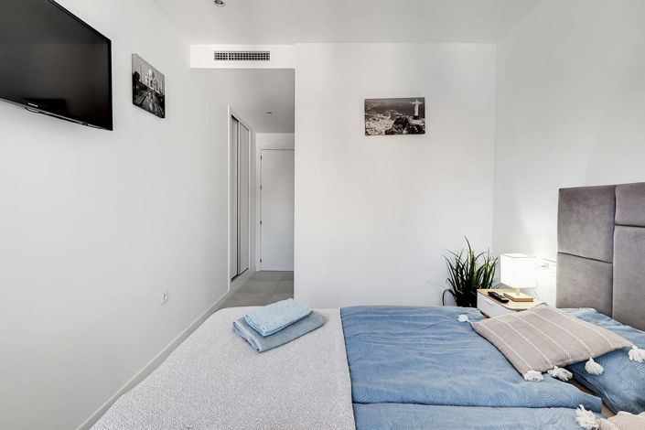 Image No.18-2 Bed Apartment for sale