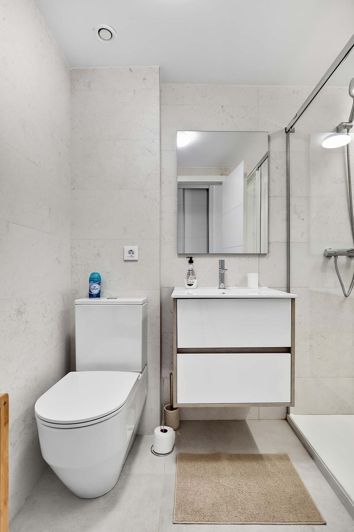 Image No.23-2 Bed Apartment for sale
