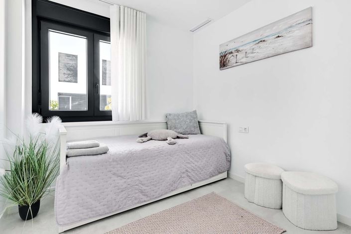 Image No.24-2 Bed Apartment for sale