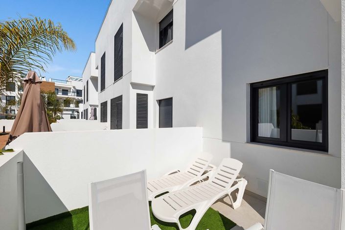 Image No.32-2 Bed Apartment for sale