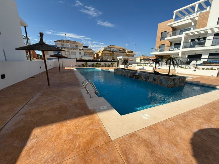 Image No.24-2 Bed Apartment for sale