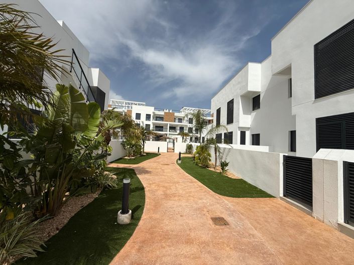 Image No.23-2 Bed Apartment for sale