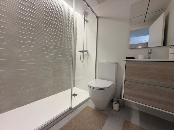 Image No.19-2 Bed Apartment for sale