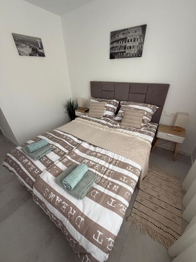 Image No.17-2 Bed Apartment for sale