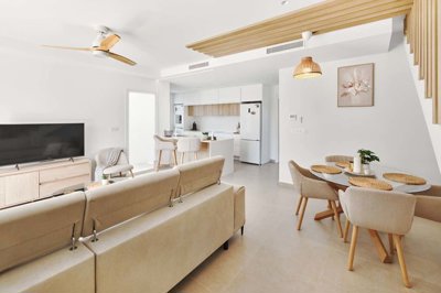 206473detachedvillainpilardelah120226103228ds