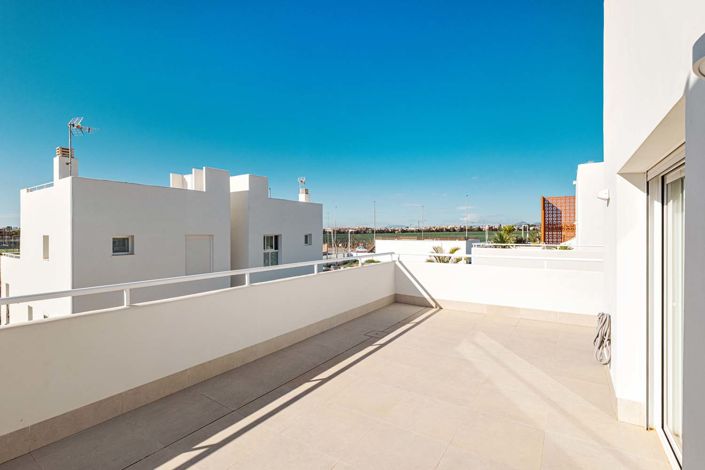 Image No.43-3 Bed Villa for sale