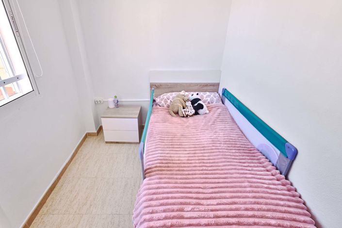 Image No.20-2 Bed Apartment for sale