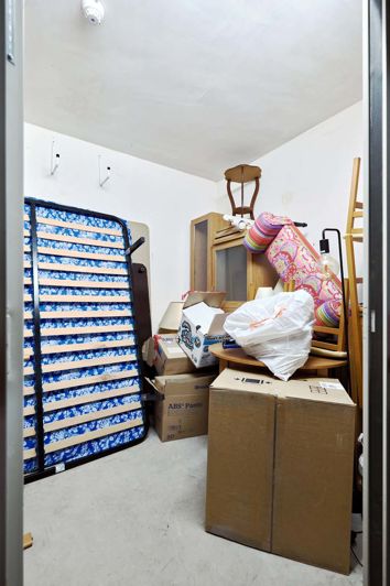 Image No.28-2 Bed Apartment for sale