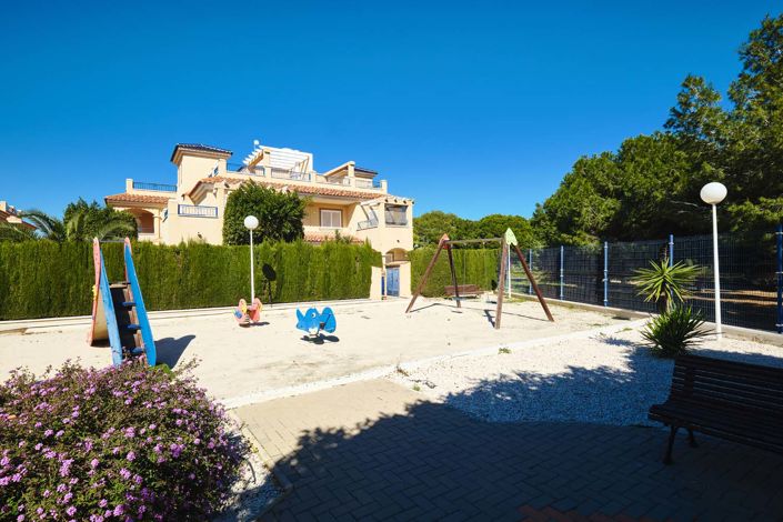 Image No.39-2 Bed Apartment for sale