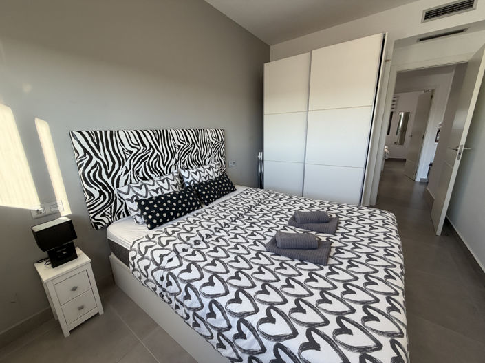 Image No.13-2 Bed Apartment for sale