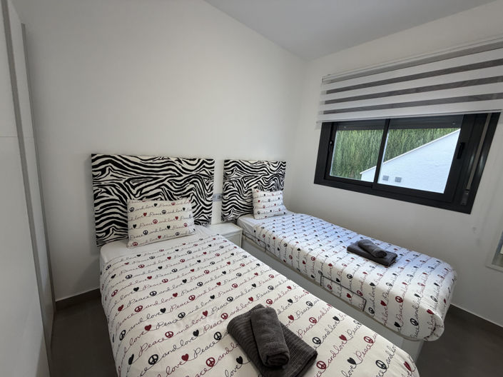 Image No.21-2 Bed Apartment for sale