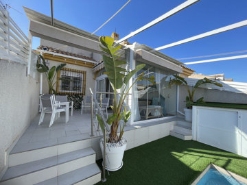 214484townhouseforsaleintorredelahoradada0902