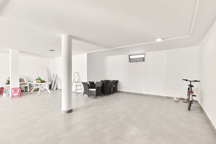 Image No.25-3 Bed Villa for sale