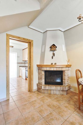 Image No.11-3 Bed Townhouse for sale