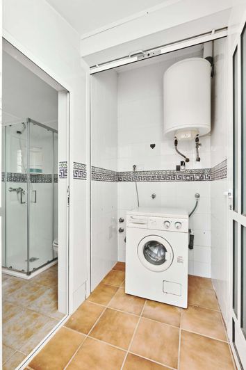 Image No.15-3 Bed Townhouse for sale