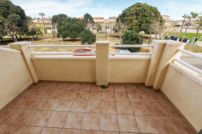 Image No.44-3 Bed Townhouse for sale