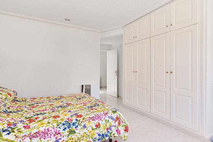 Image No.15-3 Bed Villa for sale