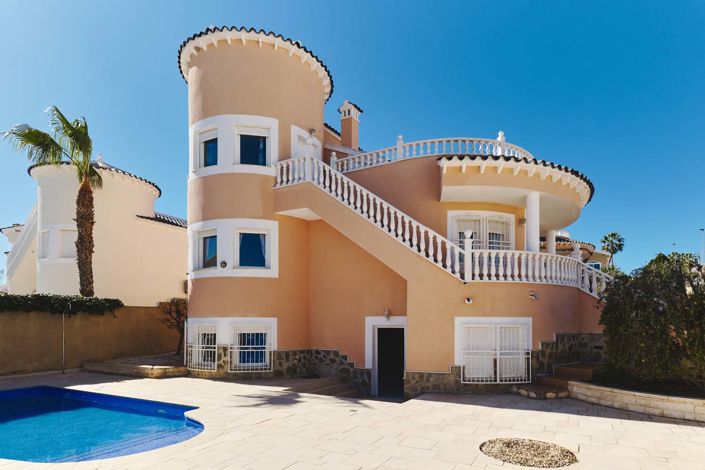 Image No.2-3 Bed Villa for sale