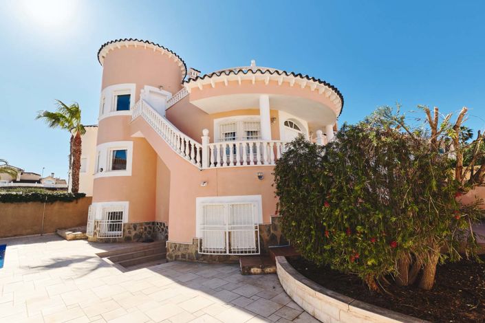 Image No.32-3 Bed Villa for sale