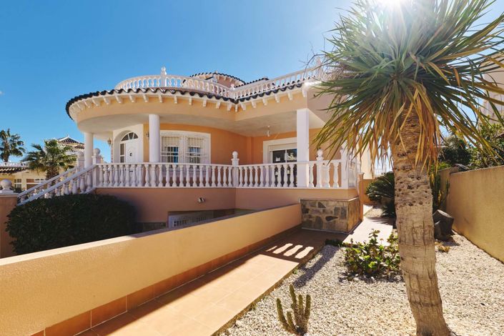 Image No.41-3 Bed Villa for sale