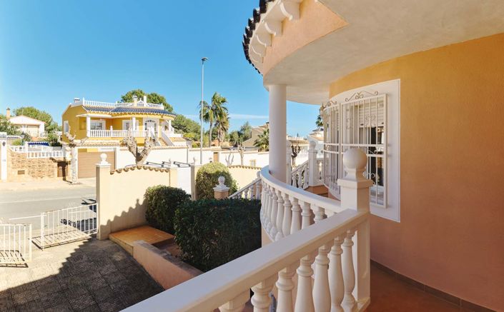 Image No.47-3 Bed Villa for sale