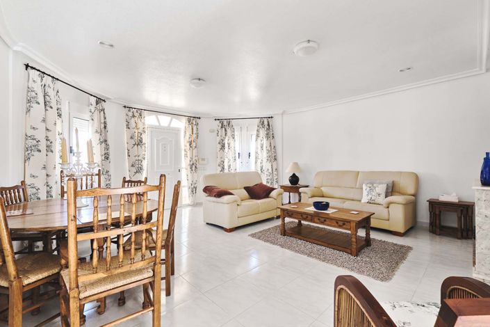 Image No.6-3 Bed Villa for sale