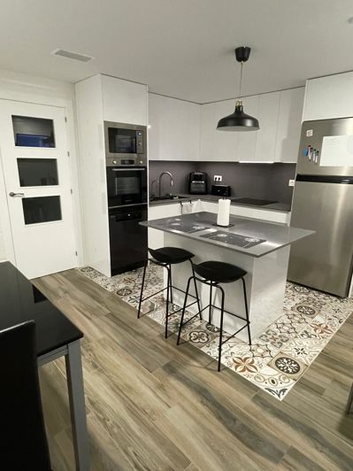 Image No.6-2 Bed Townhouse for sale