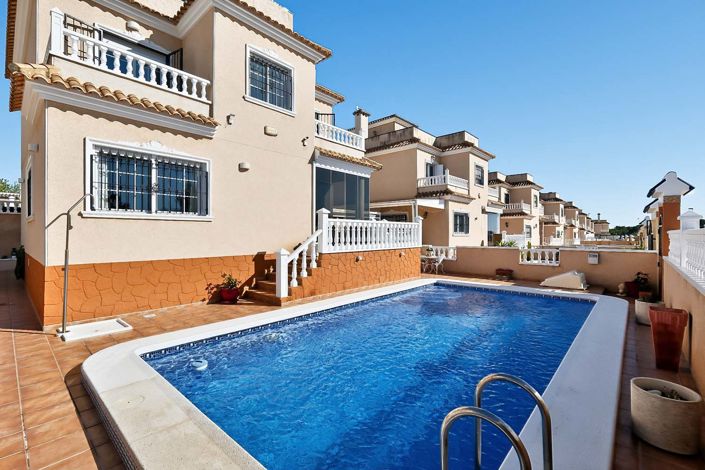Image No.43-3 Bed Villa for sale
