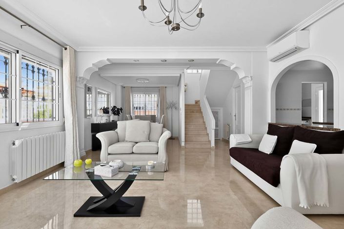 Image No.5-3 Bed Villa for sale