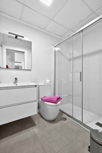 Image No.22-3 Bed Apartment for sale