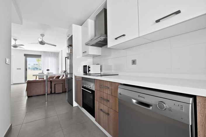 Image No.27-3 Bed Apartment for sale