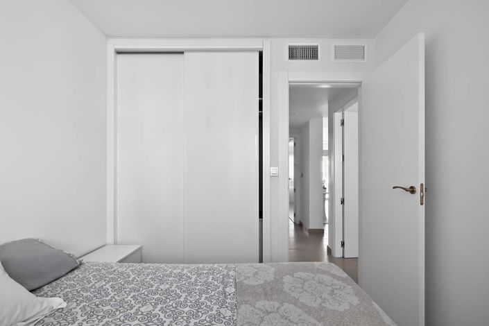 Image No.31-3 Bed Apartment for sale