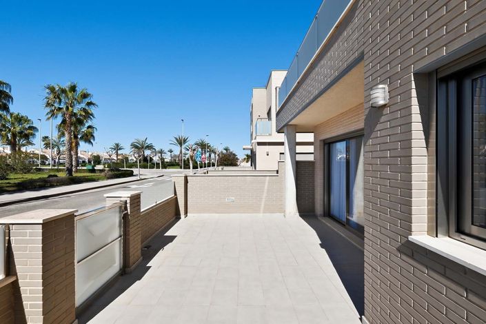 Image No.35-3 Bed Apartment for sale