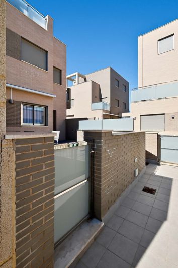 Image No.40-3 Bed Apartment for sale