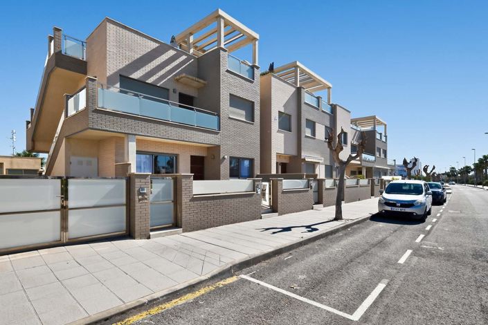 Image No.43-3 Bed Apartment for sale