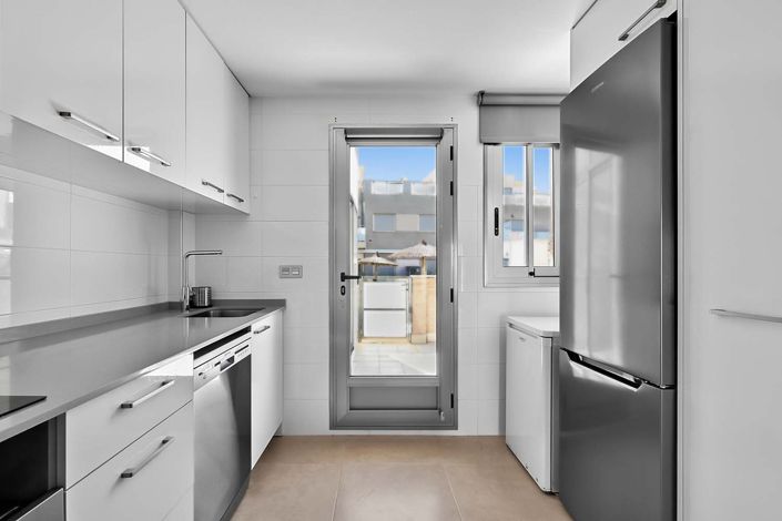 Image No.14-2 Bed Apartment for sale