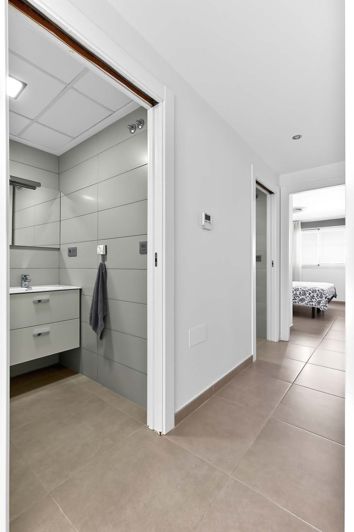 Image No.17-2 Bed Apartment for sale