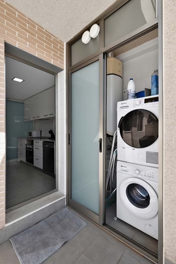 Image No.20-2 Bed Apartment for sale