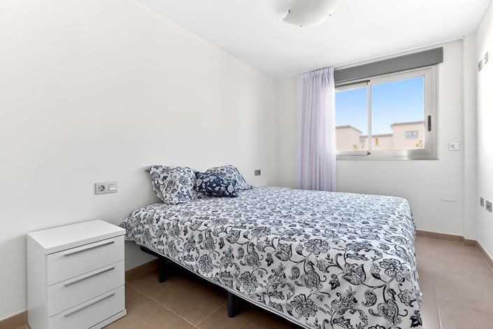 Image No.21-2 Bed Apartment for sale
