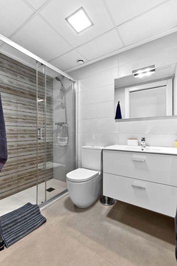 Image No.23-2 Bed Apartment for sale