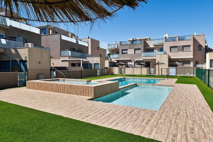 Image No.28-2 Bed Apartment for sale