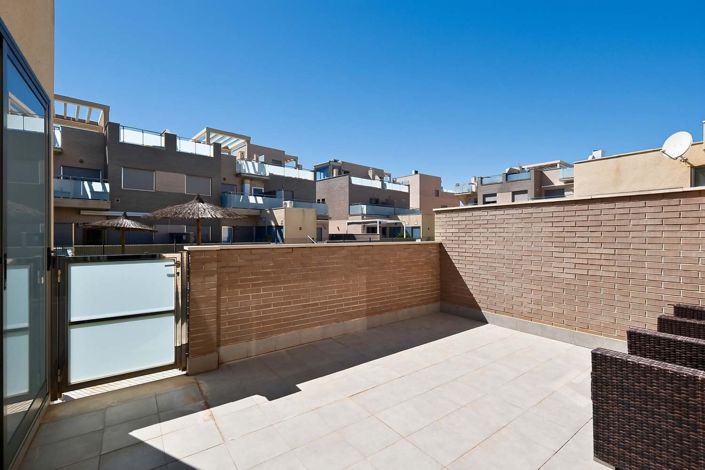 Image No.28-2 Bed Apartment for sale